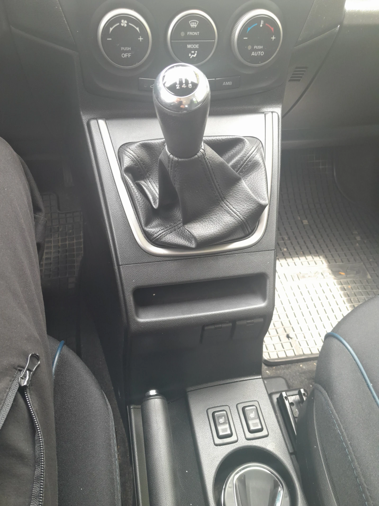Mazda 5 1.8 - изображение 5