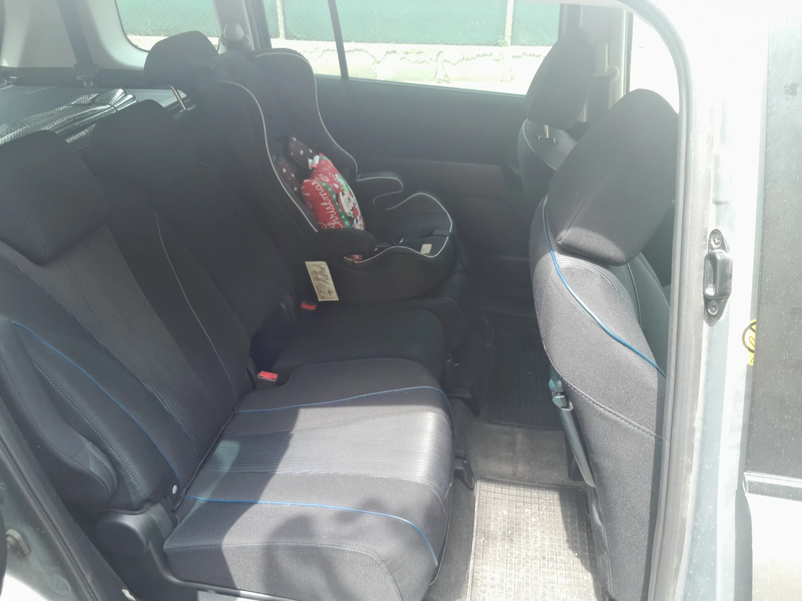 Mazda 5 1.8 - изображение 4