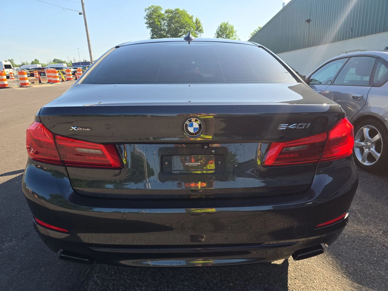 BMW 540 ДИГИТАЛНО* ТАБЛО* ПОДГРЕВ* КАМЕРА* КЕЙЛЕС* LANE* A - изображение 6