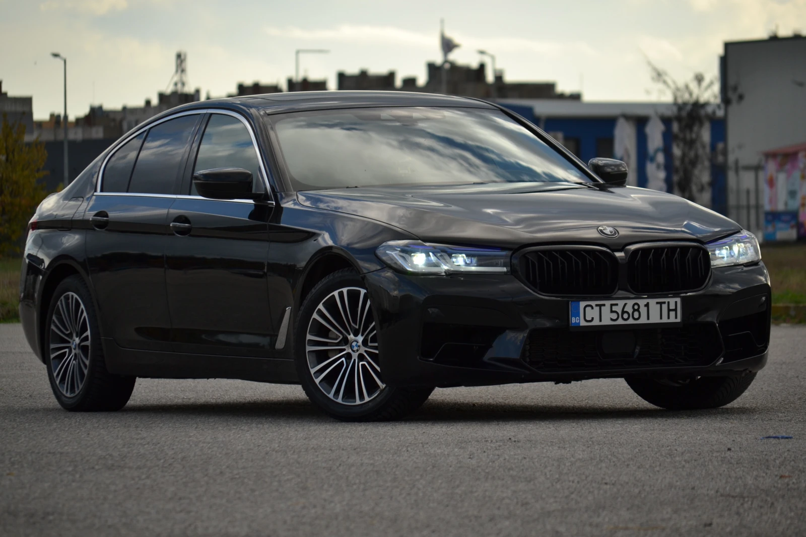BMW 530 BMW 530i XDrive - изображение 9
