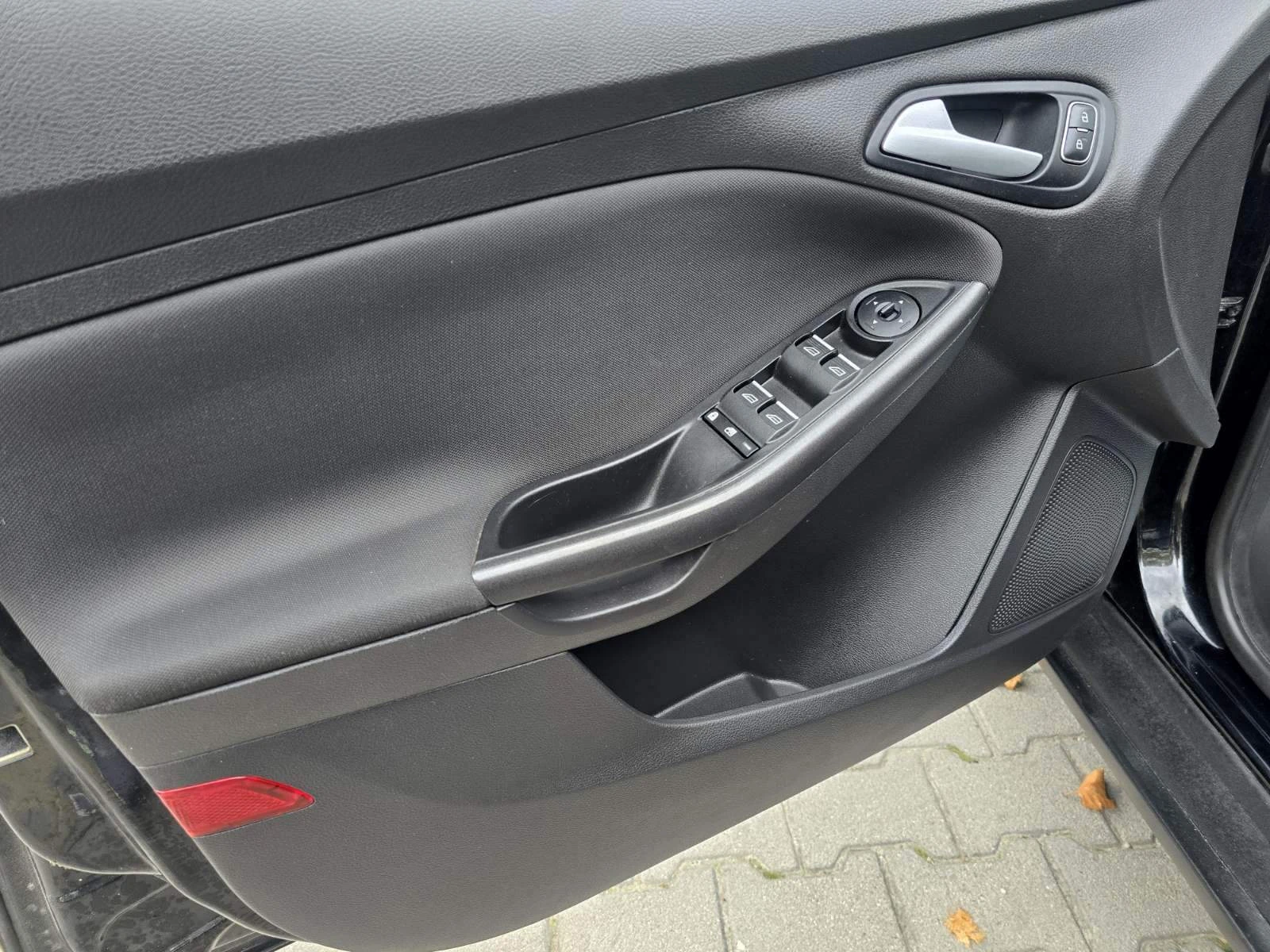 Ford Focus КОЛЕДНА ПРОМОЦИЯ ТОП/1.6TDCI/NAVI/CLIMATRON - изображение 7