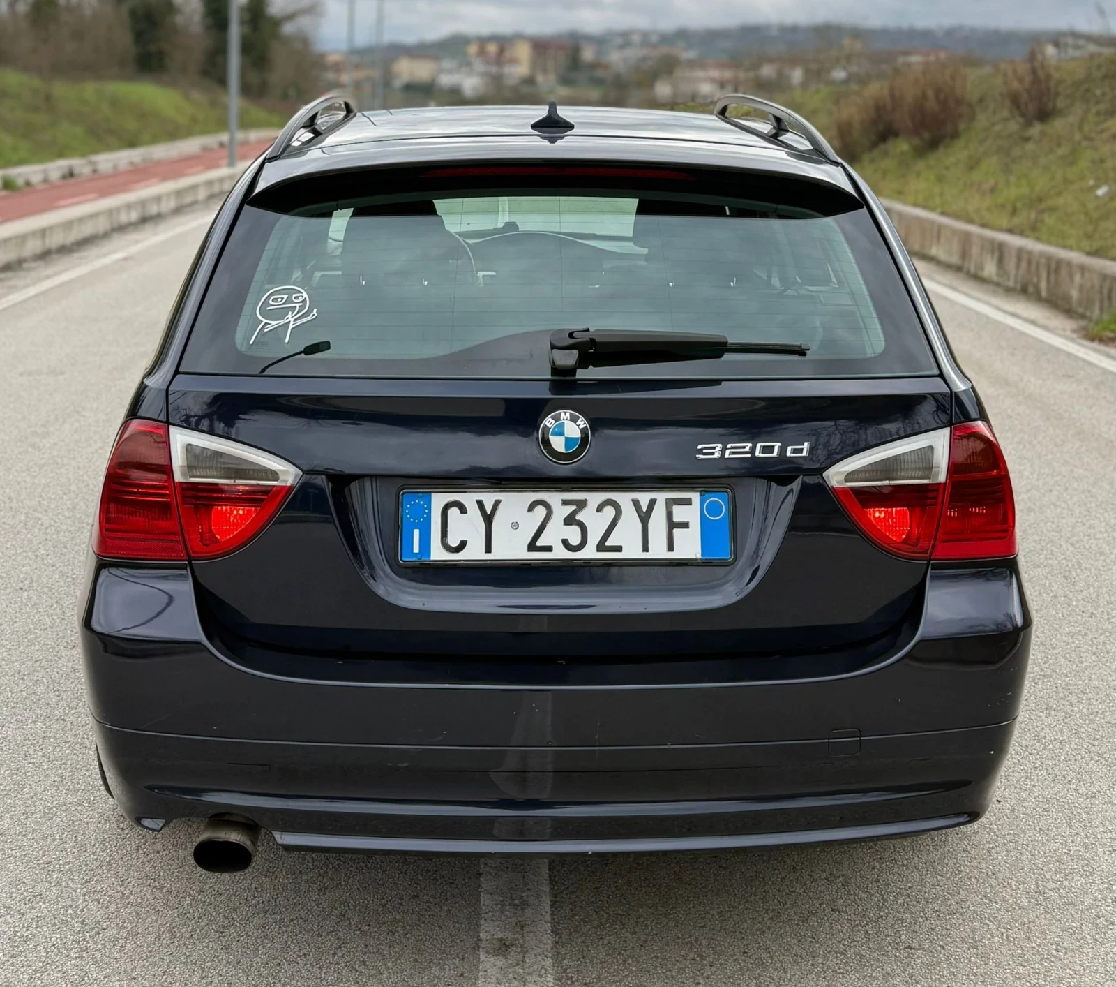 BMW 320 320Д 163 Автомат - изображение 3