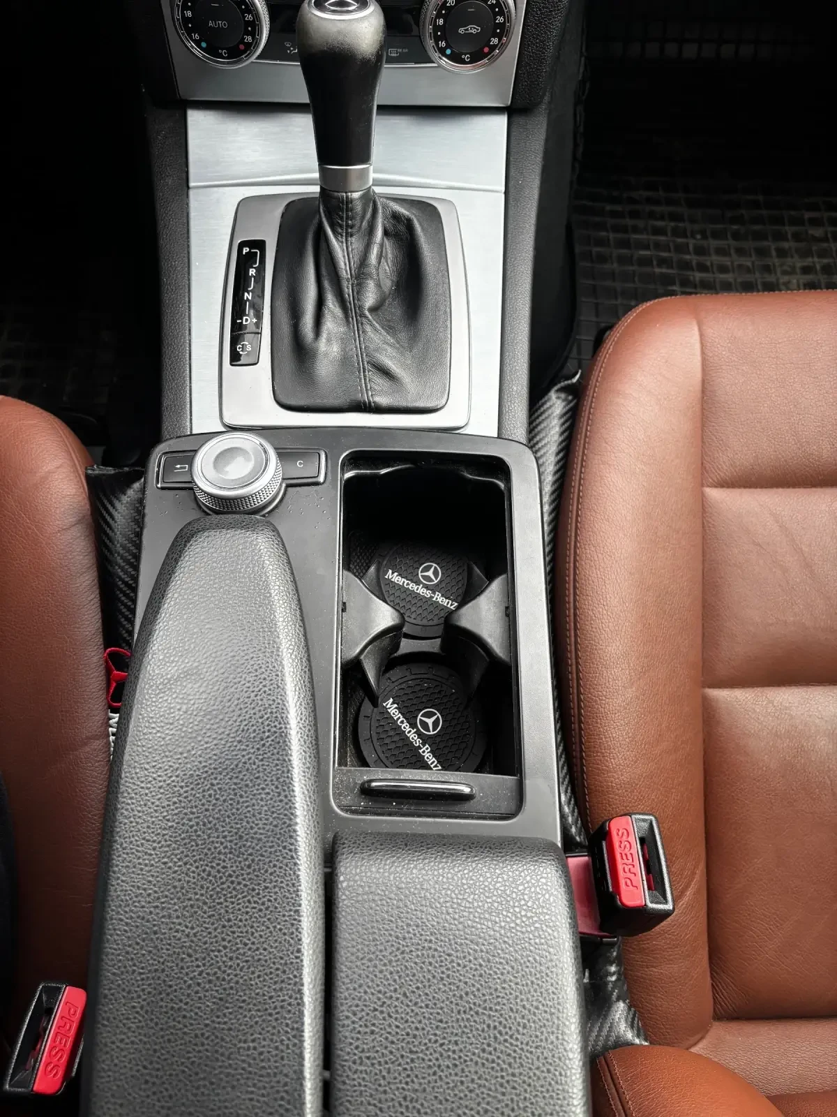 Mercedes-Benz 350 C350 CDI 4 MATIC, снимка 16 - Автомобили и джипове - 53755537