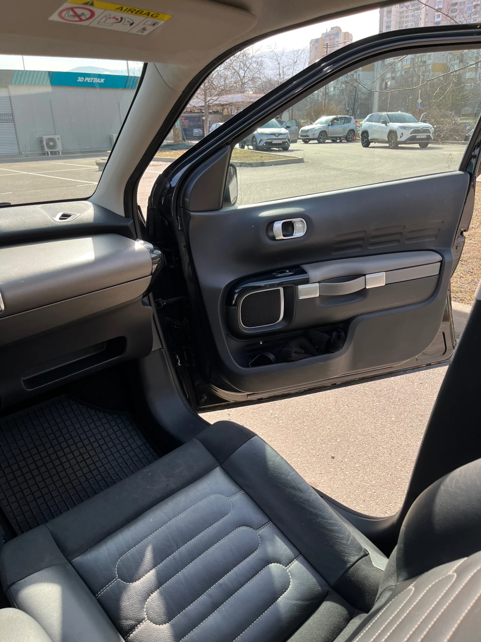 Citroen C4 Cactus, снимка 11 - Автомобили и джипове - 53815511