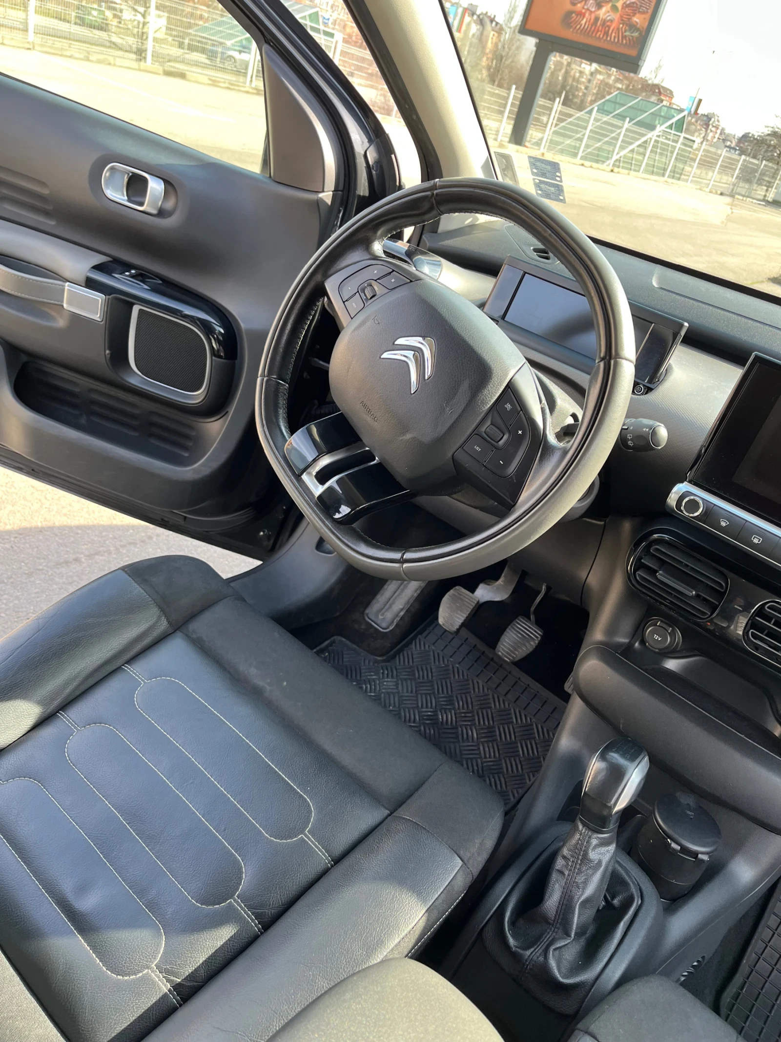 Citroen C4 Cactus, снимка 14 - Автомобили и джипове - 53815511