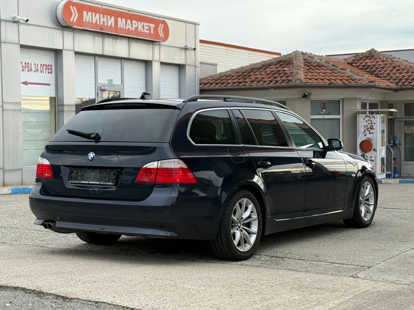 BMW 530 Recaro/Panorama, снимка 4 - Автомобили и джипове - 53865322