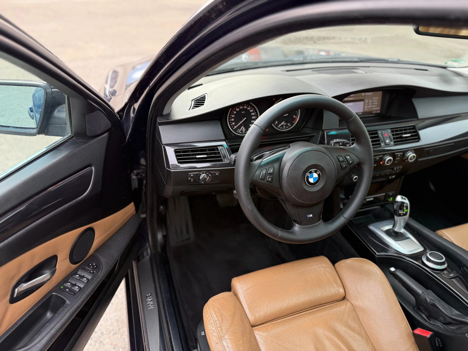 BMW 530 Recaro/Panorama, снимка 6 - Автомобили и джипове - 53865322