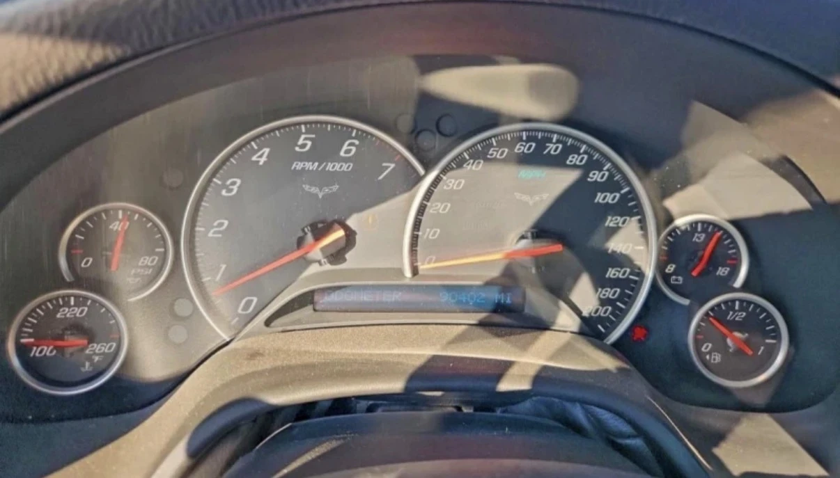 Chevrolet Corvette TARGA * АВТОМАТИК * ПОДГРВИ * CARFAX * RUN&DRIVE *, снимка 9 - Автомобили и джипове - 54171521