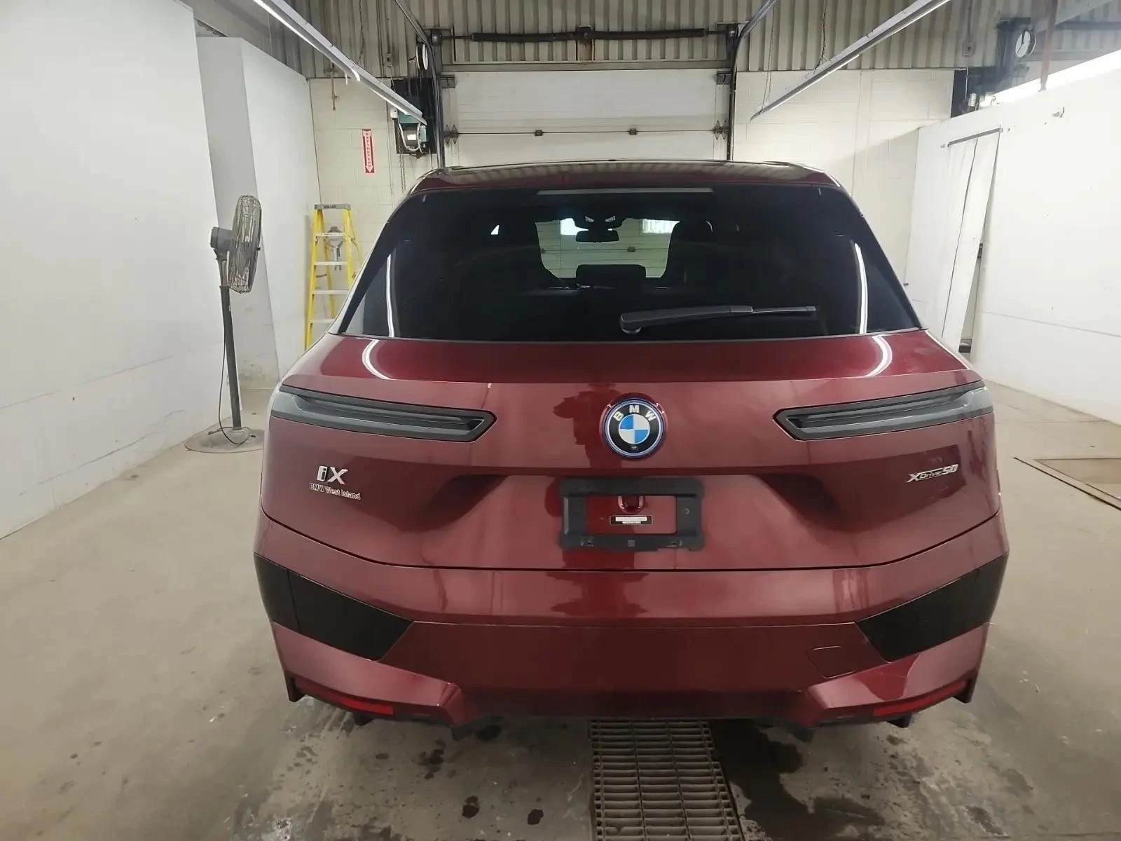 BMW iX XDRIVE50* 360view* Sky Lounge* ���������* H&k*  | Mobile.bg � ����������� 4