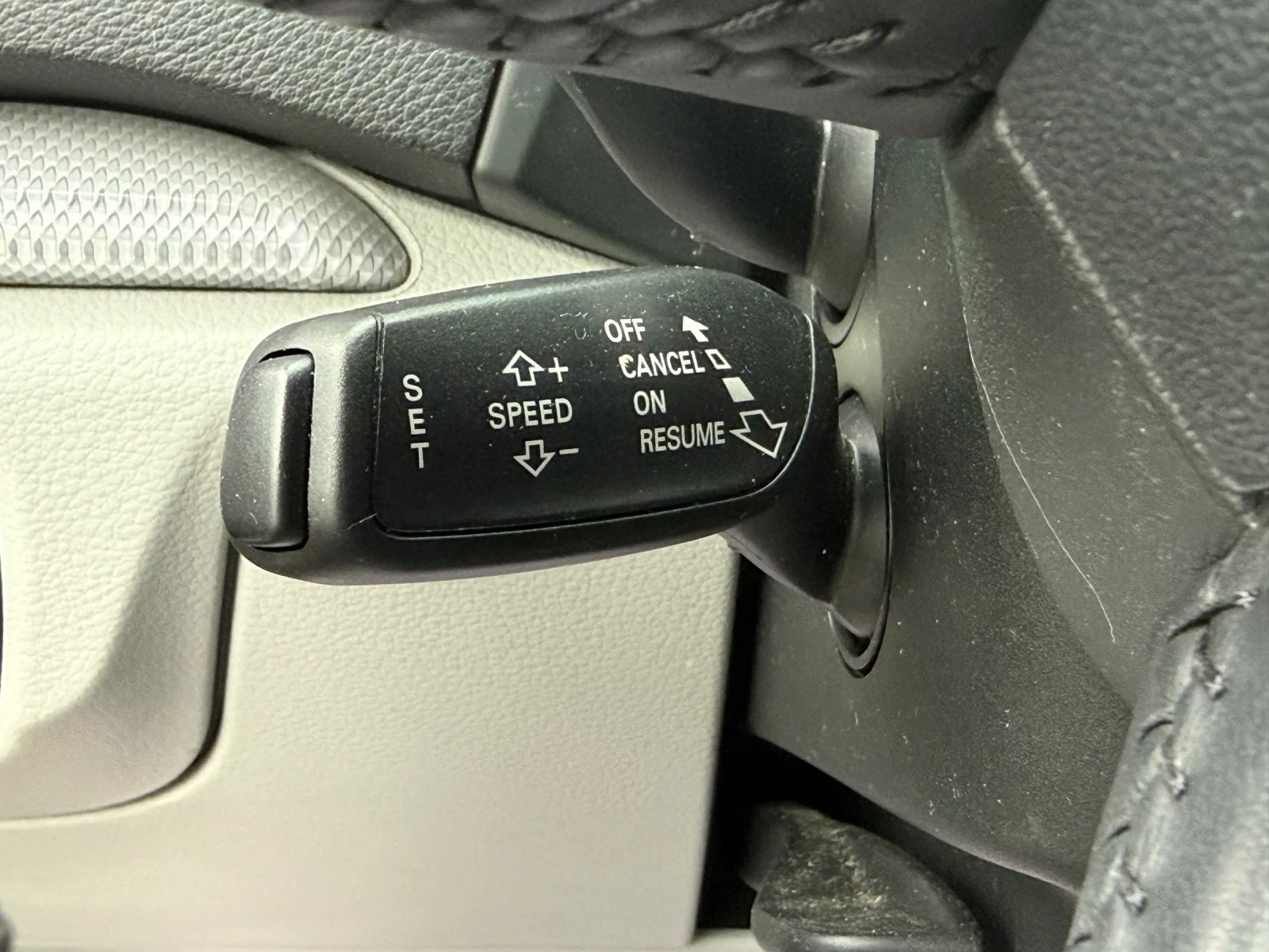 Audi A3 2.0TDI, Автомат, Кожа, Италия , снимка 11 - Автомобили и джипове - 54606097