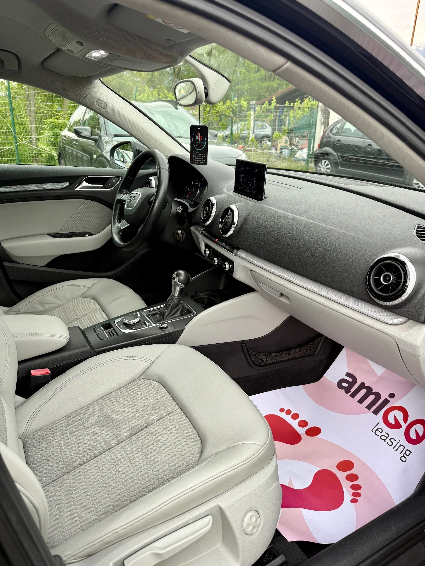 Audi A3 2.0TDI, Автомат, Кожа, Италия , снимка 8 - Автомобили и джипове - 54606097