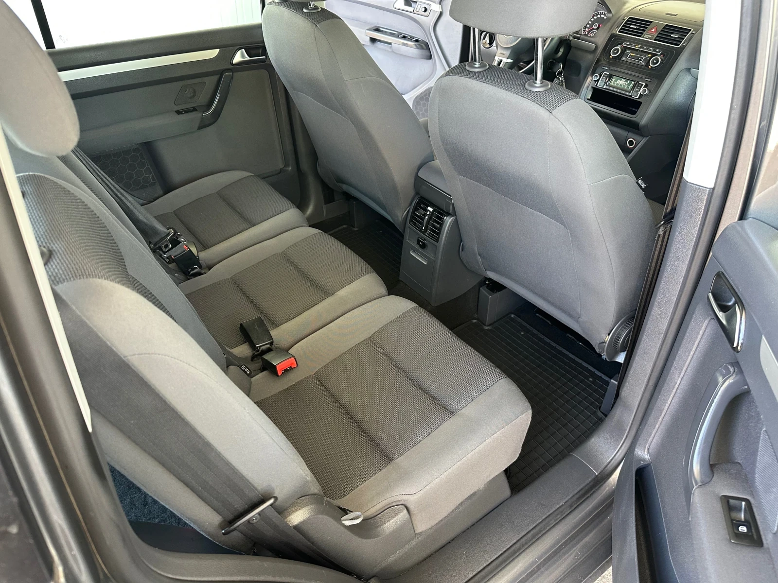VW Touran ����� ������� ���������� 6 ��������  Euro5b | Mobile.bg � ����������� 11