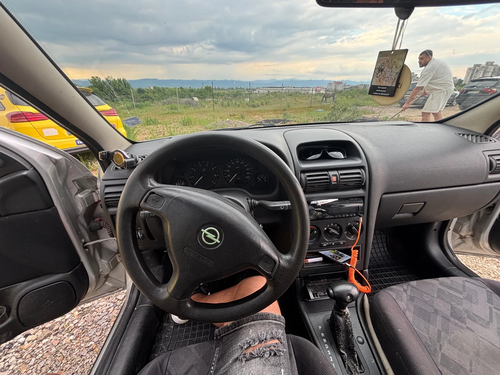 Opel Astra, снимка 13 - Автомобили и джипове - 54804027