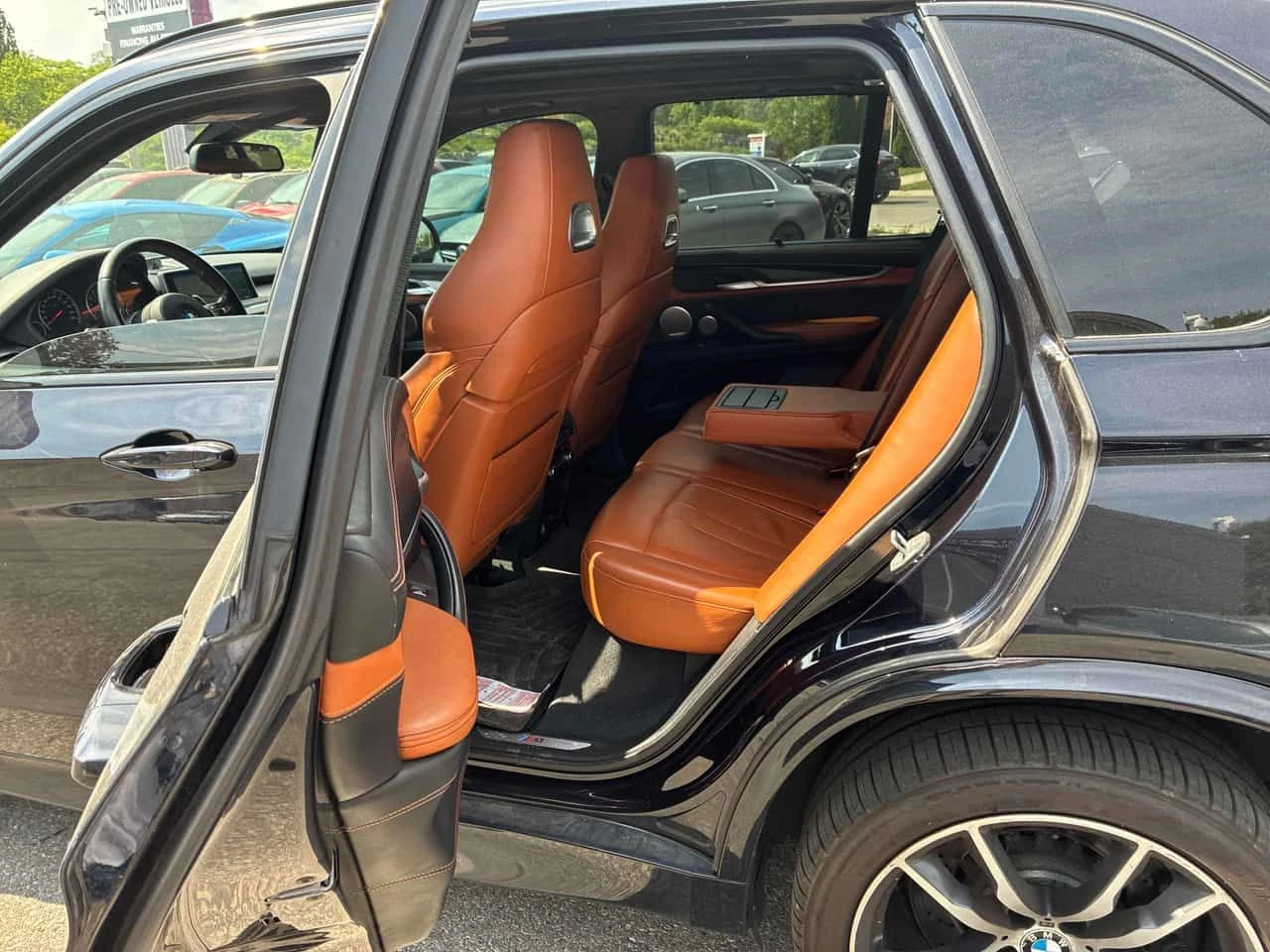 BMW X5M * AWD 4dr * CARFAX * ЦЕНА ДО БГ, снимка 17 - Автомобили и джипове - 54838012