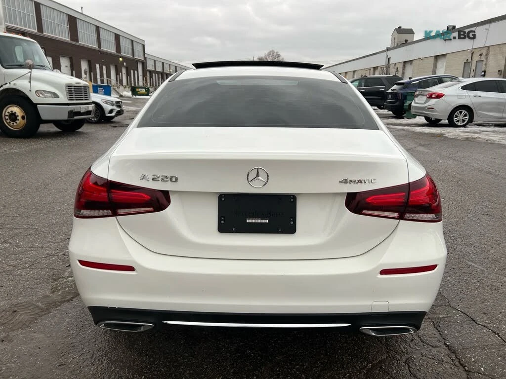 Mercedes-Benz A 220 * Panorama * 4MATIC * АвтоКредит * (ЦЕНА ДО БГ), снимка 6 - Автомобили и джипове - 55061212