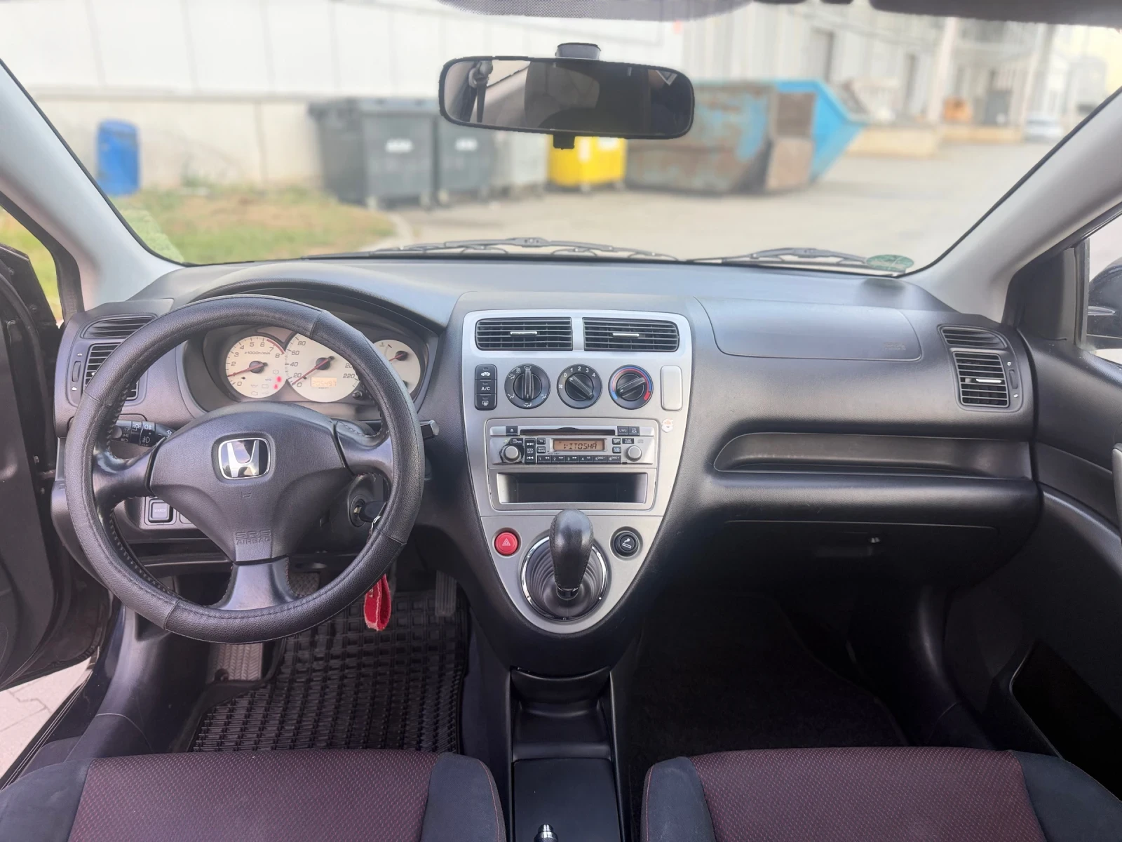 Honda Civic 1.6 V-TEC / SPORT / НОВ ВНОС, снимка 11 - Автомобили и джипове - 55275183