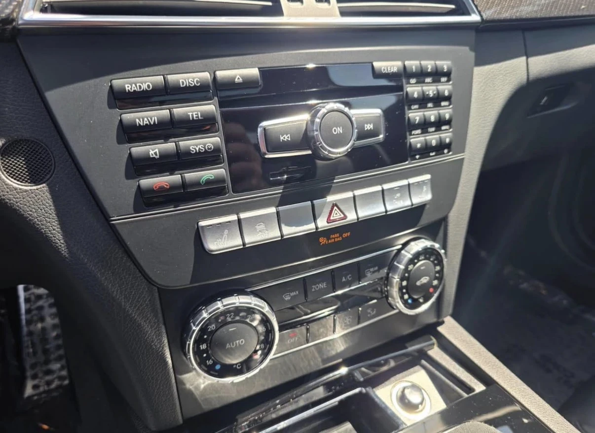 Mercedes-Benz C 63 AMG 507 EDITION * LSD * СЕРВИЗНА ИСТОРИЯ * H&K * , снимка 10 - Автомобили и джипове - 55332504