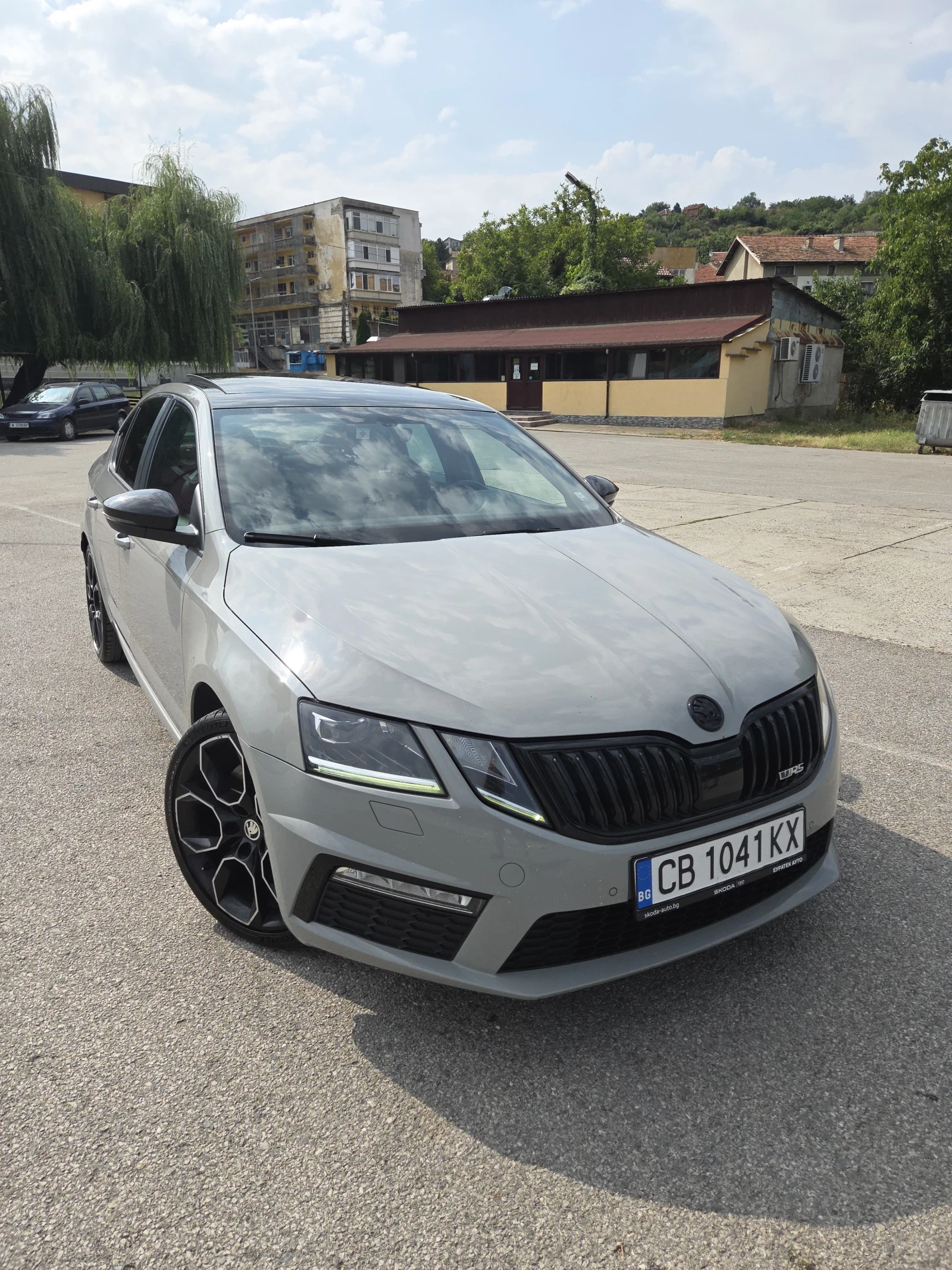Skoda Octavia 2.0 TSI 245к.с