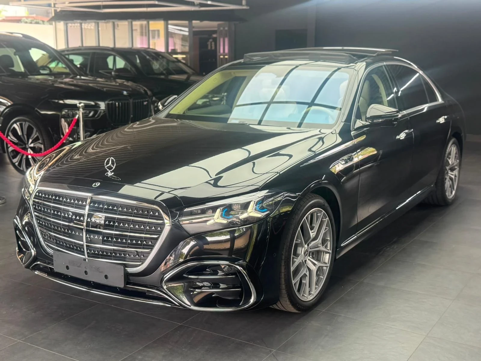 Mercedes-Benz S 580 e 4M L 