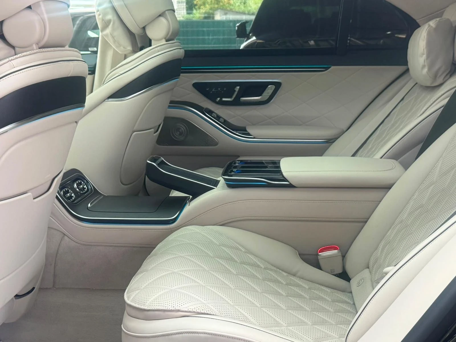 Mercedes-Benz S 580 e 4M L , снимка 6 - Автомобили и джипове - 55664220