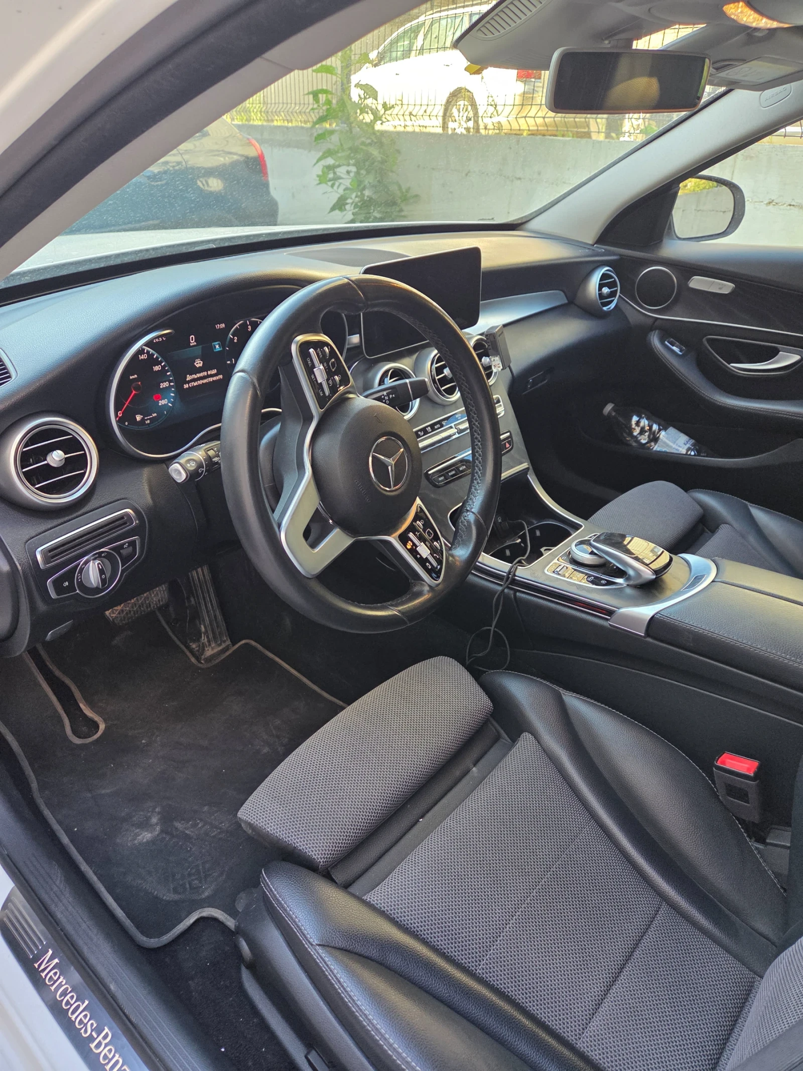 Mercedes-Benz C 220 Комби, снимка 6 - Автомобили и джипове - 55742061