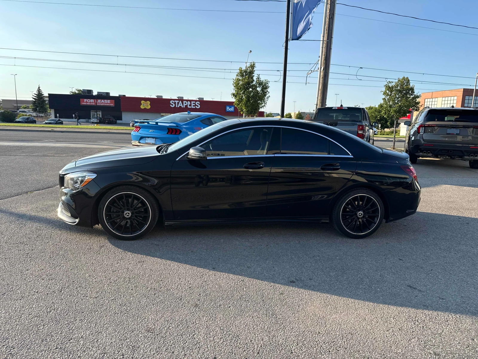 Mercedes-Benz CLA 250 * АВТОКРЕДИТ БЕЗ ПЪРВОНАЧАЛНА ВНОСКА* , снимка 2 - Автомобили и джипове - 55815315
