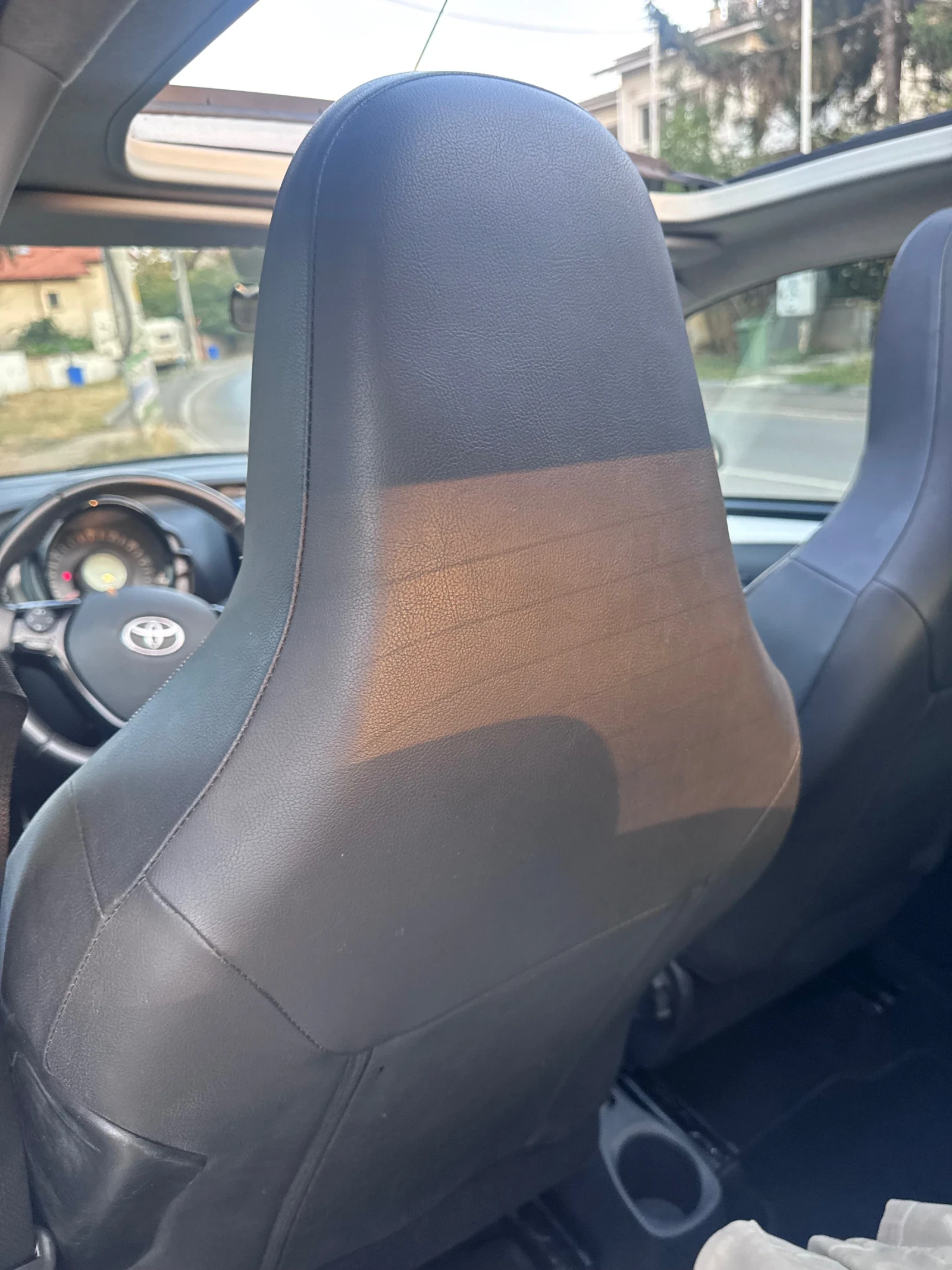 Toyota Aygo 1.0 VVT-i мек отваряем покрив, снимка 12 - Автомобили и джипове - 55827643