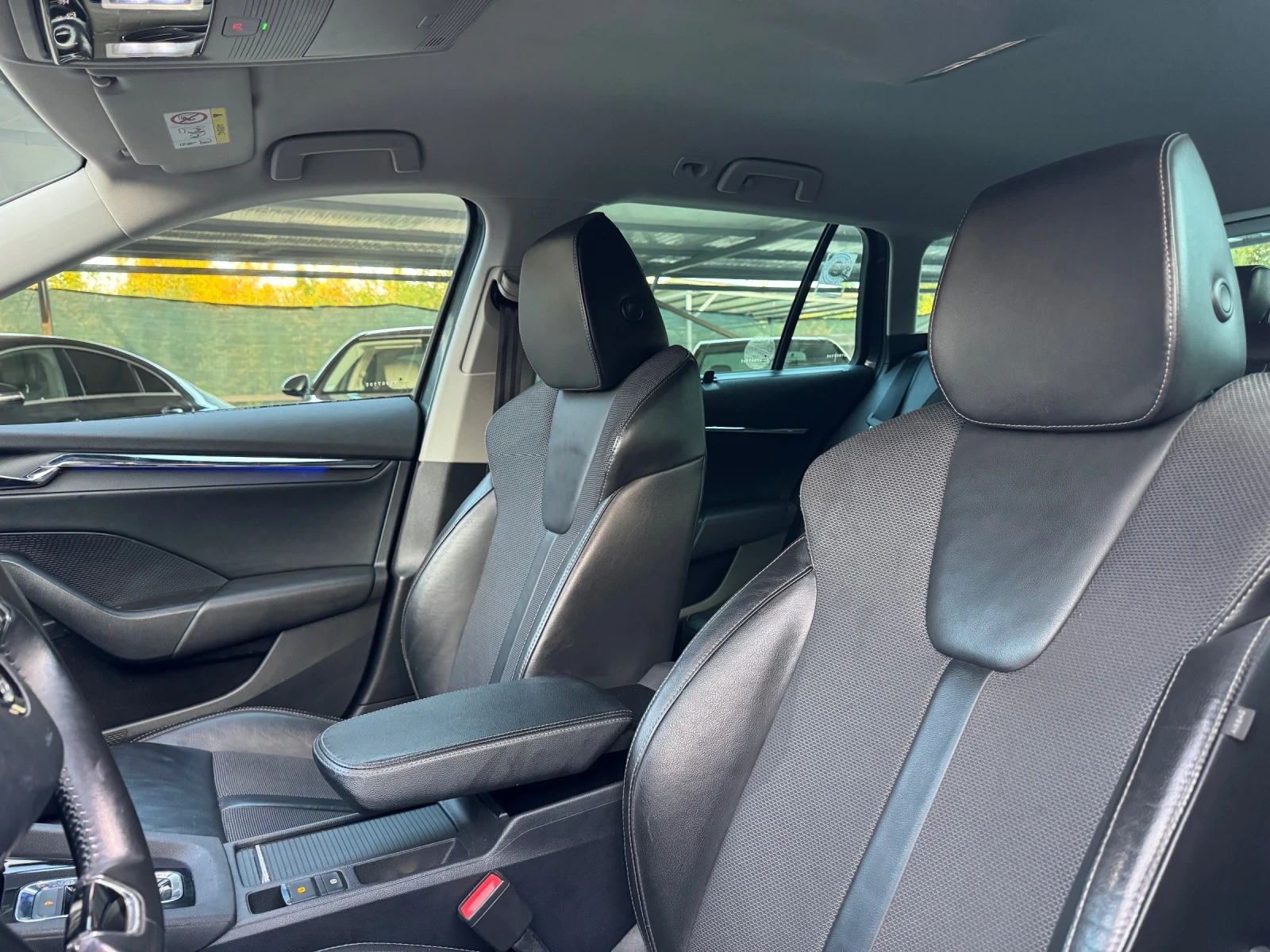 Skoda Octavia 2.0TDI 150k.c AVTOMAT MATRIX, снимка 6 - Автомобили и джипове - 56220508