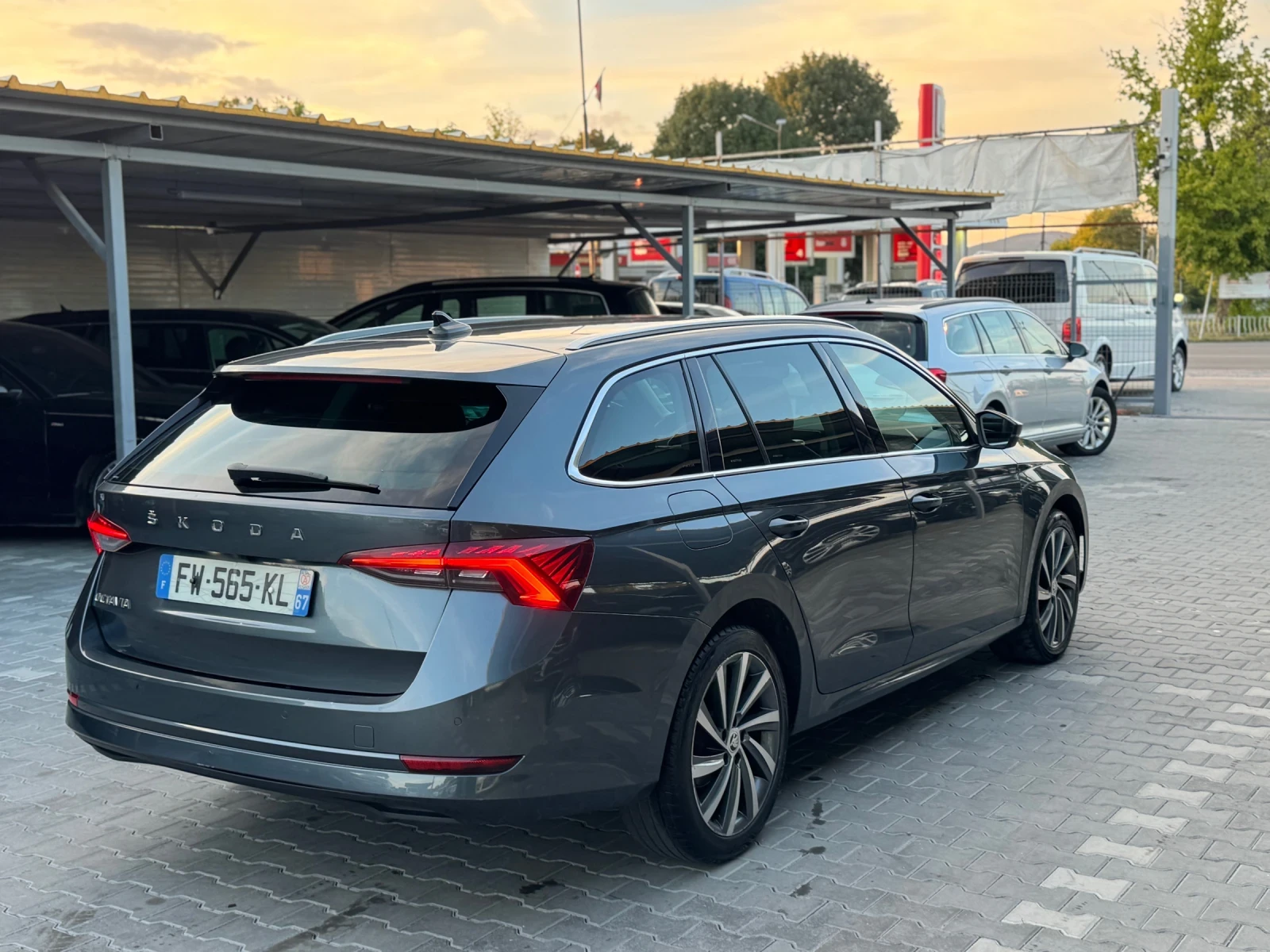 Skoda Octavia 2.0TDI 150k.c AVTOMAT MATRIX, снимка 5 - Автомобили и джипове - 56220508