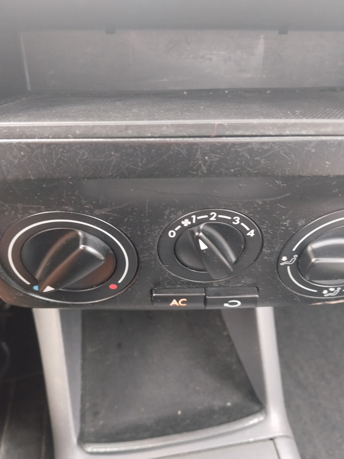 Seat Cordoba 1.9 TDI, снимка 10 - Автомобили и джипове - 56278200