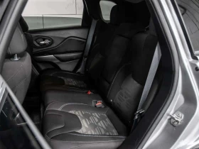 Jeep Cherokee * APPLE CARPLAY | ANDROID AUTO | REARVIEW CAMERA *, снимка 10