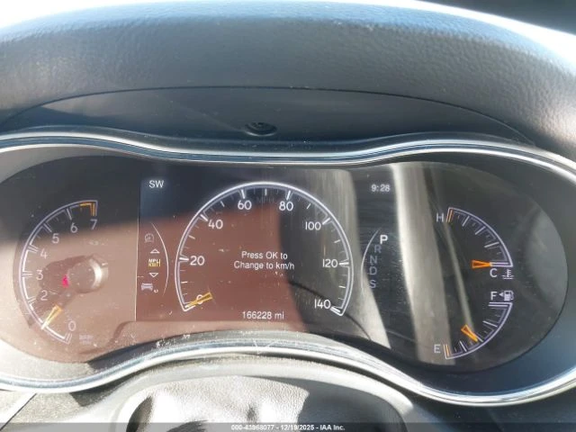 Jeep Grand cherokee LIMITED 4X4 - изображение 10