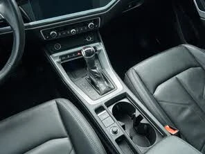 Audi Q3 Quattro * АвтоКредит(ЦЕНА ДО БГ), снимка 14 - Автомобили и джипове - 53852400