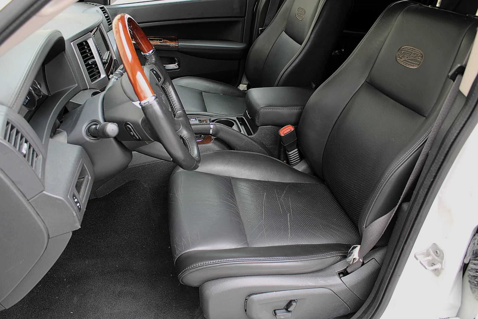 Jeep Grand cherokee 3.0CRD/KAMERA/NAVI/BI XENON/TOP - изображение 7