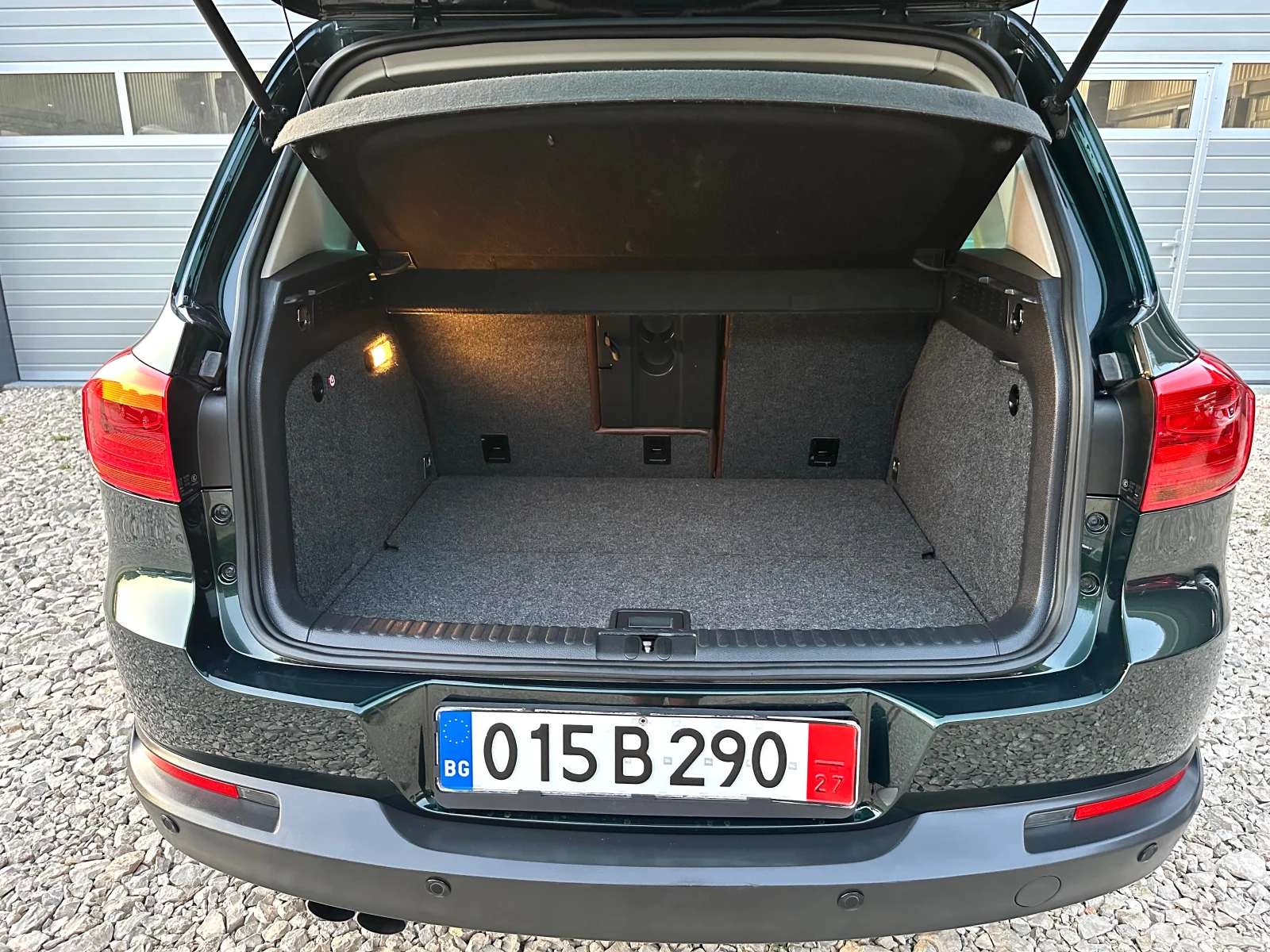 VW Tiguan 2.0TDI 4х4 АВТОМАТ КОЖА НАВИ ПОДГРЕВ ФЕЙСЛИФТ - изображение 10