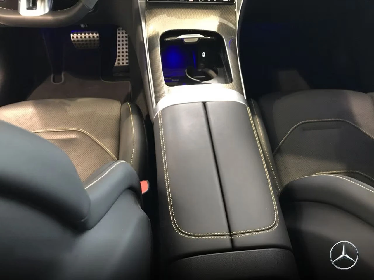 Mercedes-Benz GLC 63 AMG S/E-PERF./670HP/PANO/360CAM/MEMORY/KLESS/HUD/819f - изображение 9