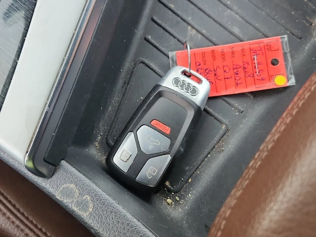 Audi Q7 * TECHNIK * CARFAX * ���� �� �� | Mobile.bg � ����������� 12