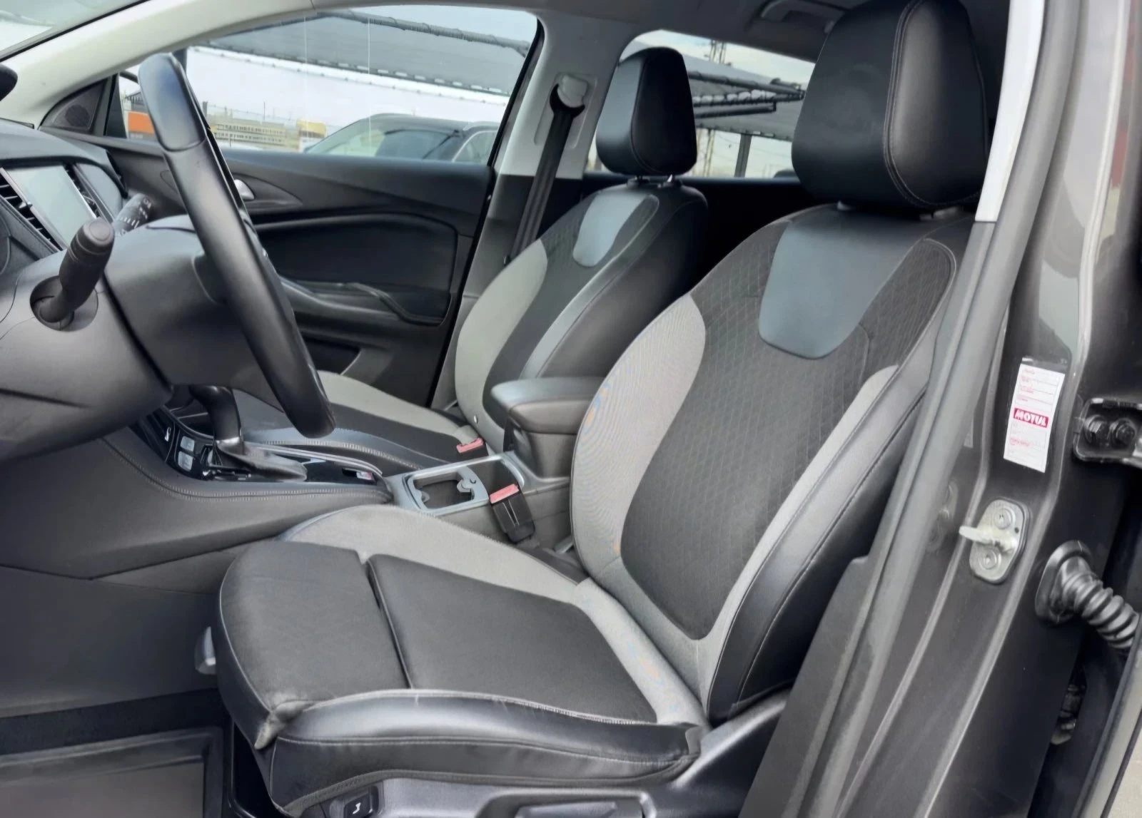 Opel Grandland X 1.6 Diesel  - изображение 8