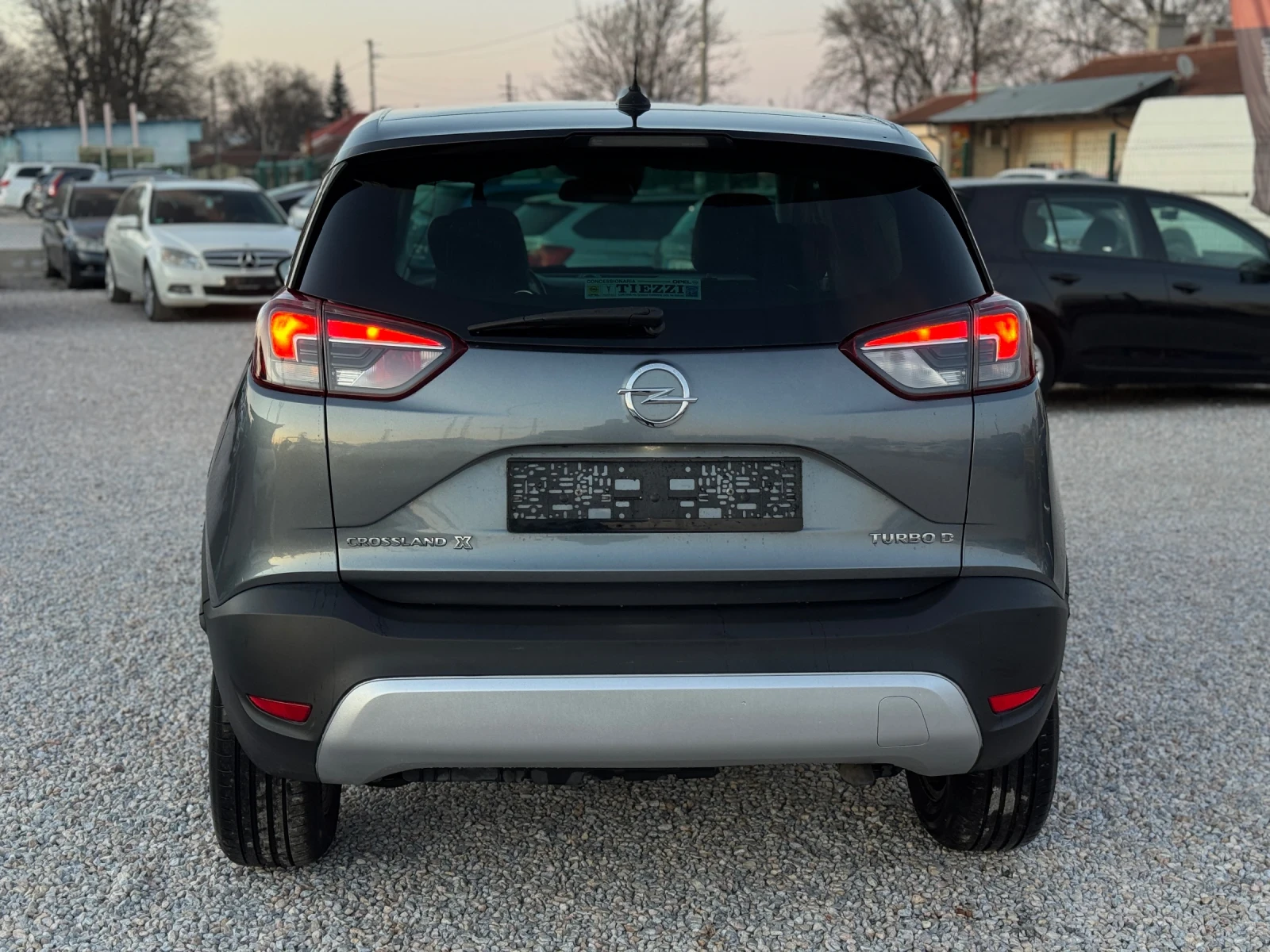 Opel Crossland X 1.6 HDI 120 hp COSMO EURO 6, снимка 4 - Автомобили и джипове - 53796469