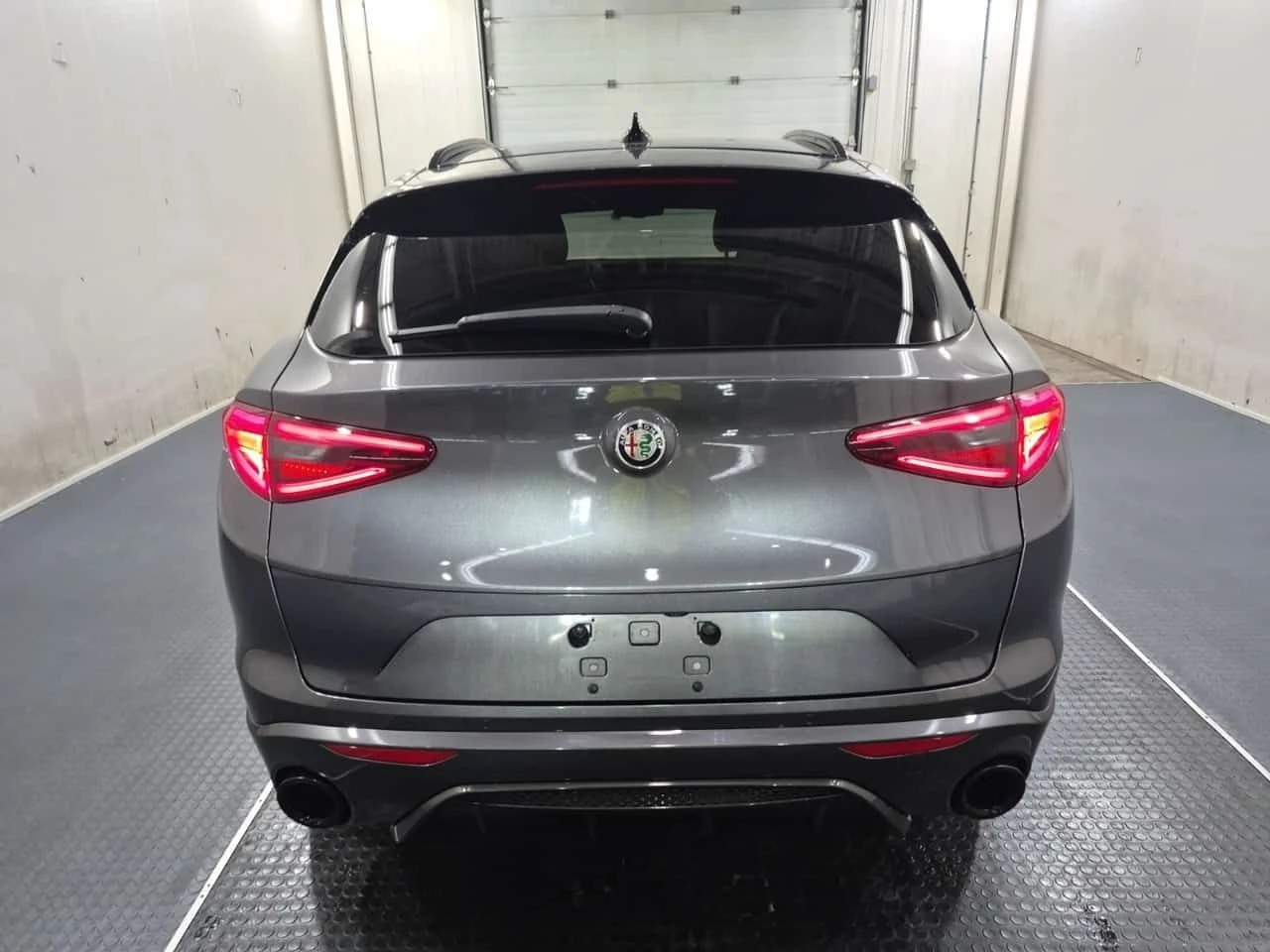 Alfa Romeo Stelvio * VELOCE * CARFAX * ЦЕНА ДО БГ, снимка 5 - Автомобили и джипове - 53954521