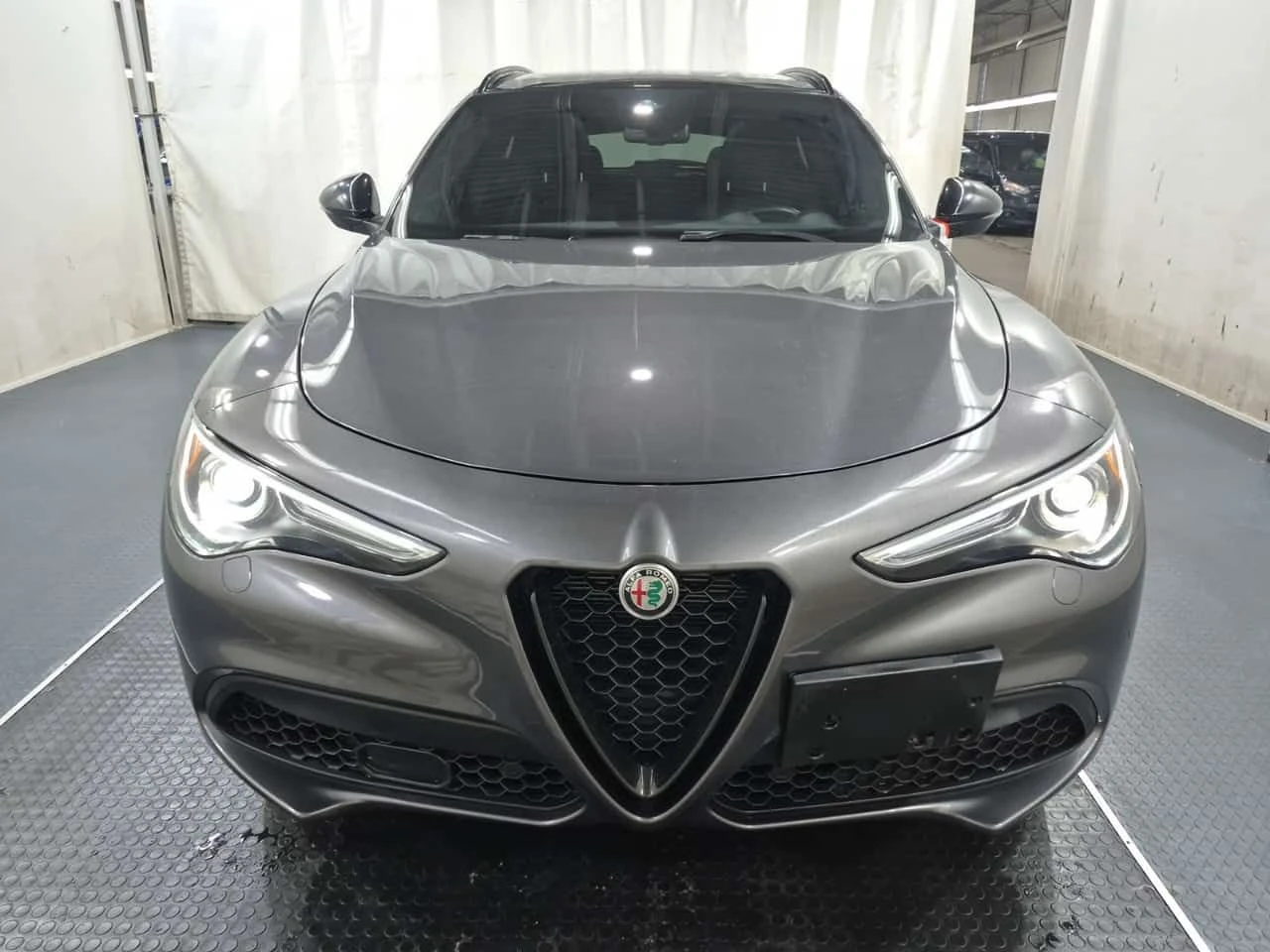 Alfa Romeo Stelvio * VELOCE * CARFAX * ЦЕНА ДО БГ, снимка 2 - Автомобили и джипове - 53954521