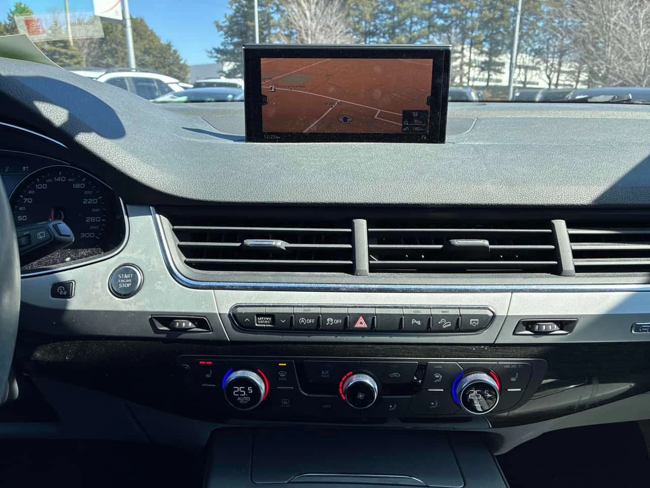 Audi Q7 * Komfort * CARFAX * ���� �� �� | Mobile.bg � ����������� 9