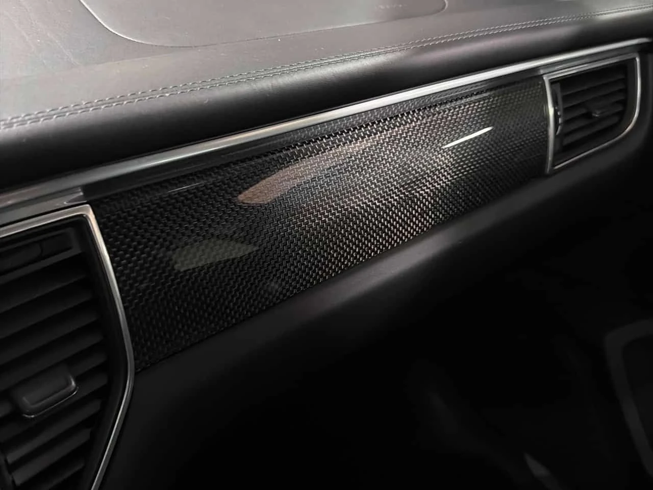 Porsche Macan * Turbo * ВЪЗДУХ * 2 КЛЮЧА * PANO * ОБДУХВАНЕ, снимка 10 - Автомобили и джипове - 54151245