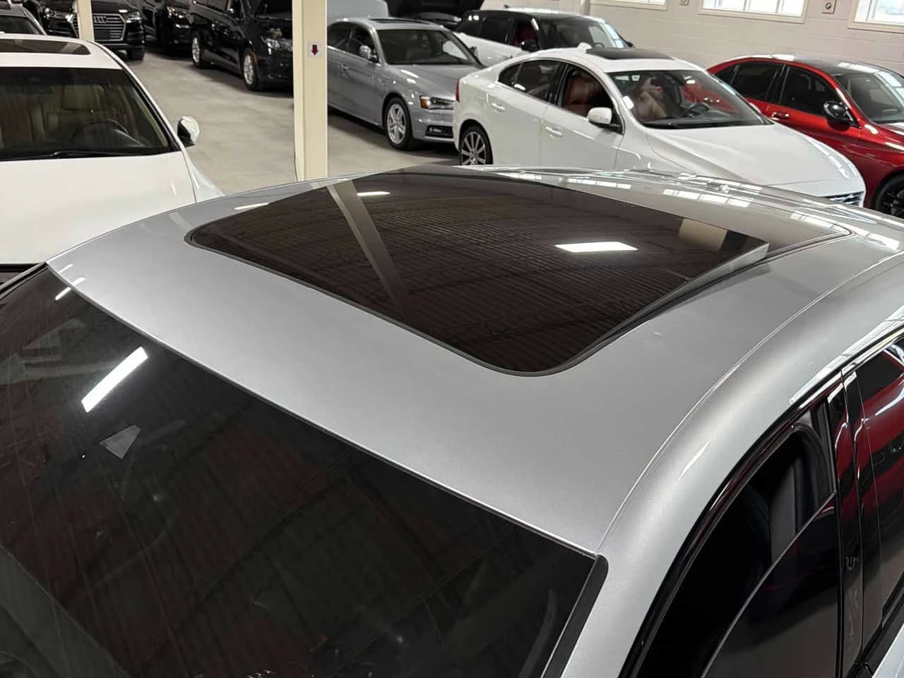 Porsche Macan * Turbo * ВЪЗДУХ * 2 КЛЮЧА * PANO * ОБДУХВАНЕ, снимка 14 - Автомобили и джипове - 54151245