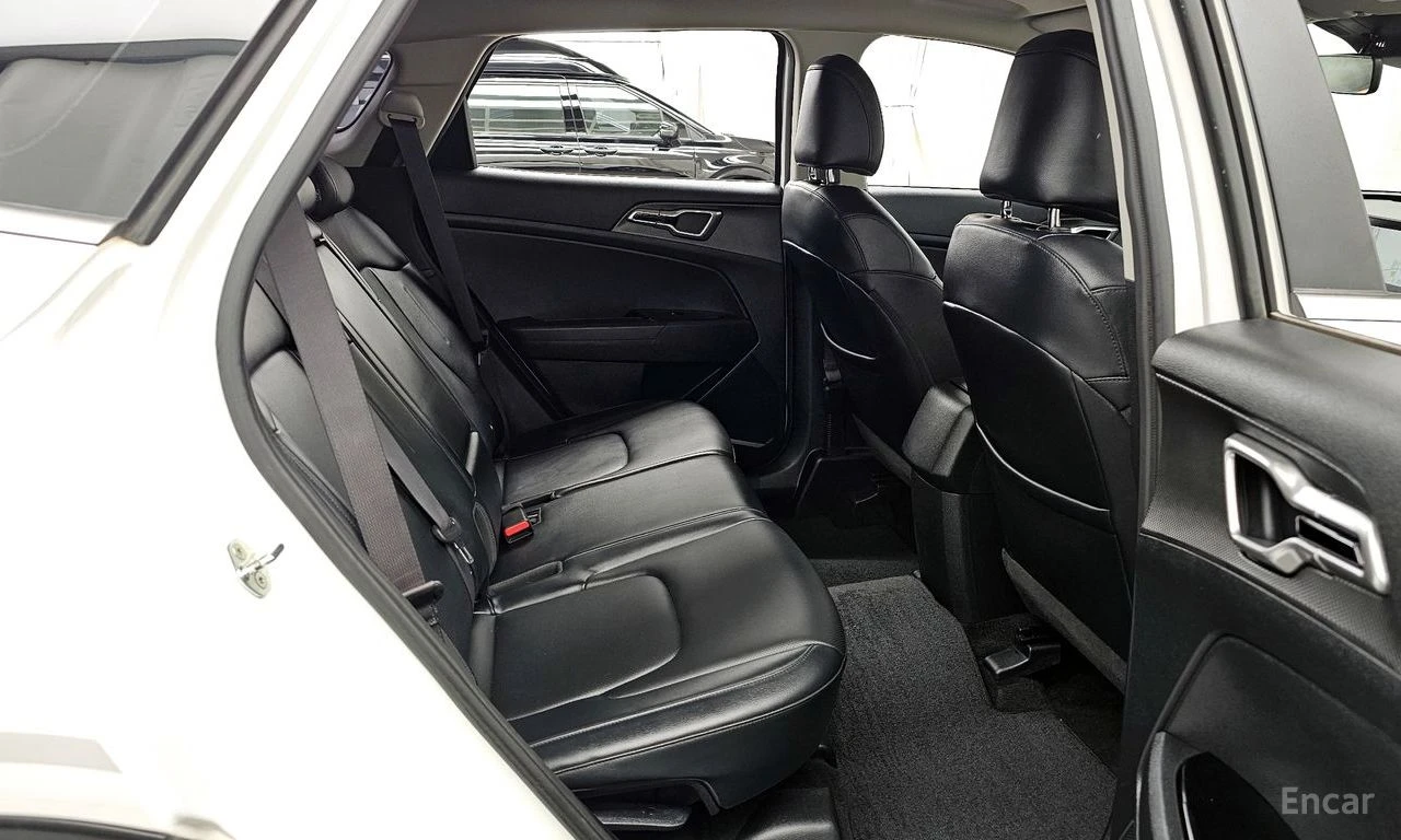 Kia Sportage 2.0D 4x4 Trendy* HARMAN KARDON* PANORAMA* ПОДГРЕВ*, снимка 14 - Автомобили и джипове - 54867110