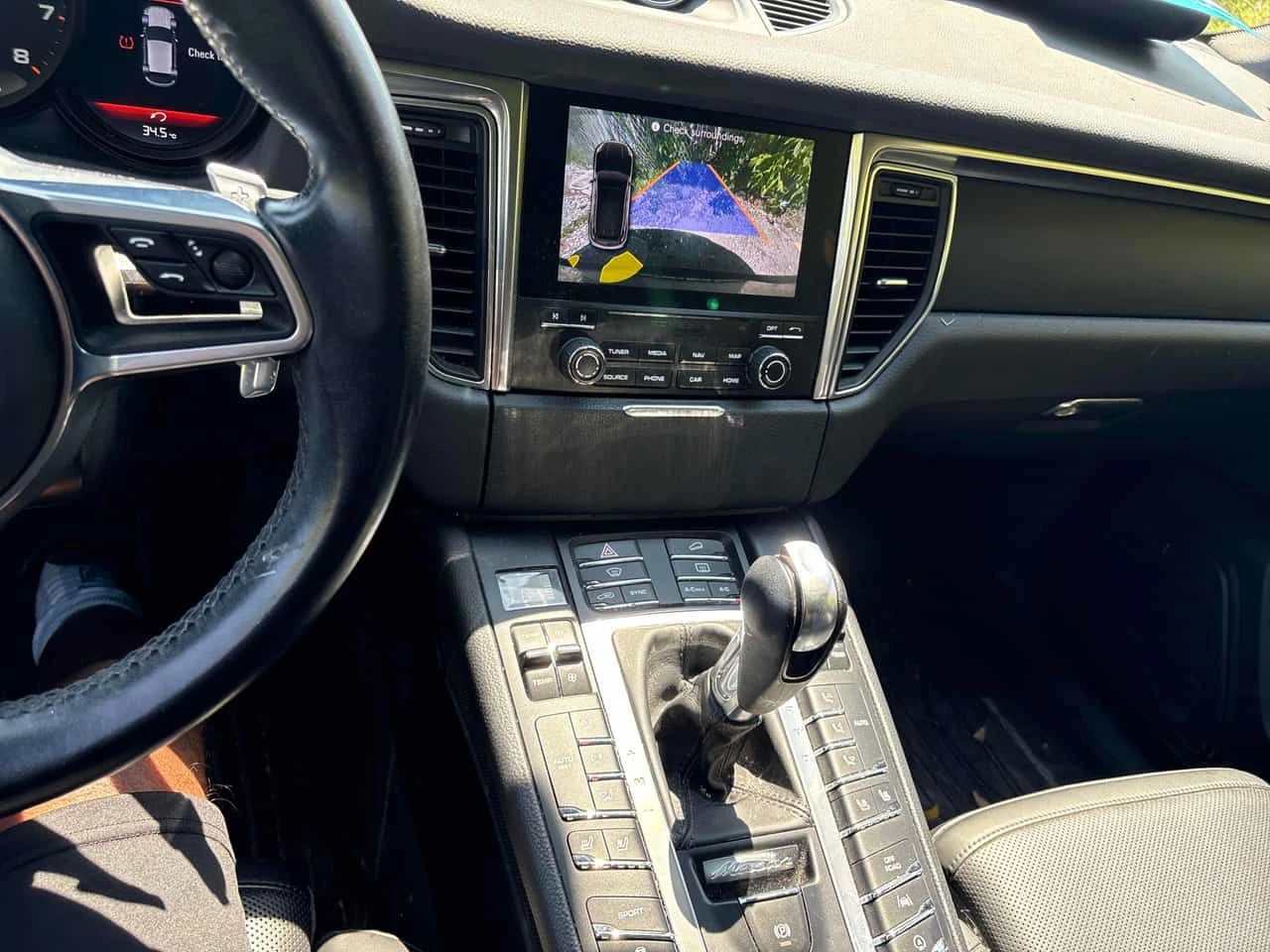 Porsche Macan AWD / BOSE  / ОБДУХВАНЕ / CAMERA / CARFAX, снимка 9 - Автомобили и джипове - 55650796
