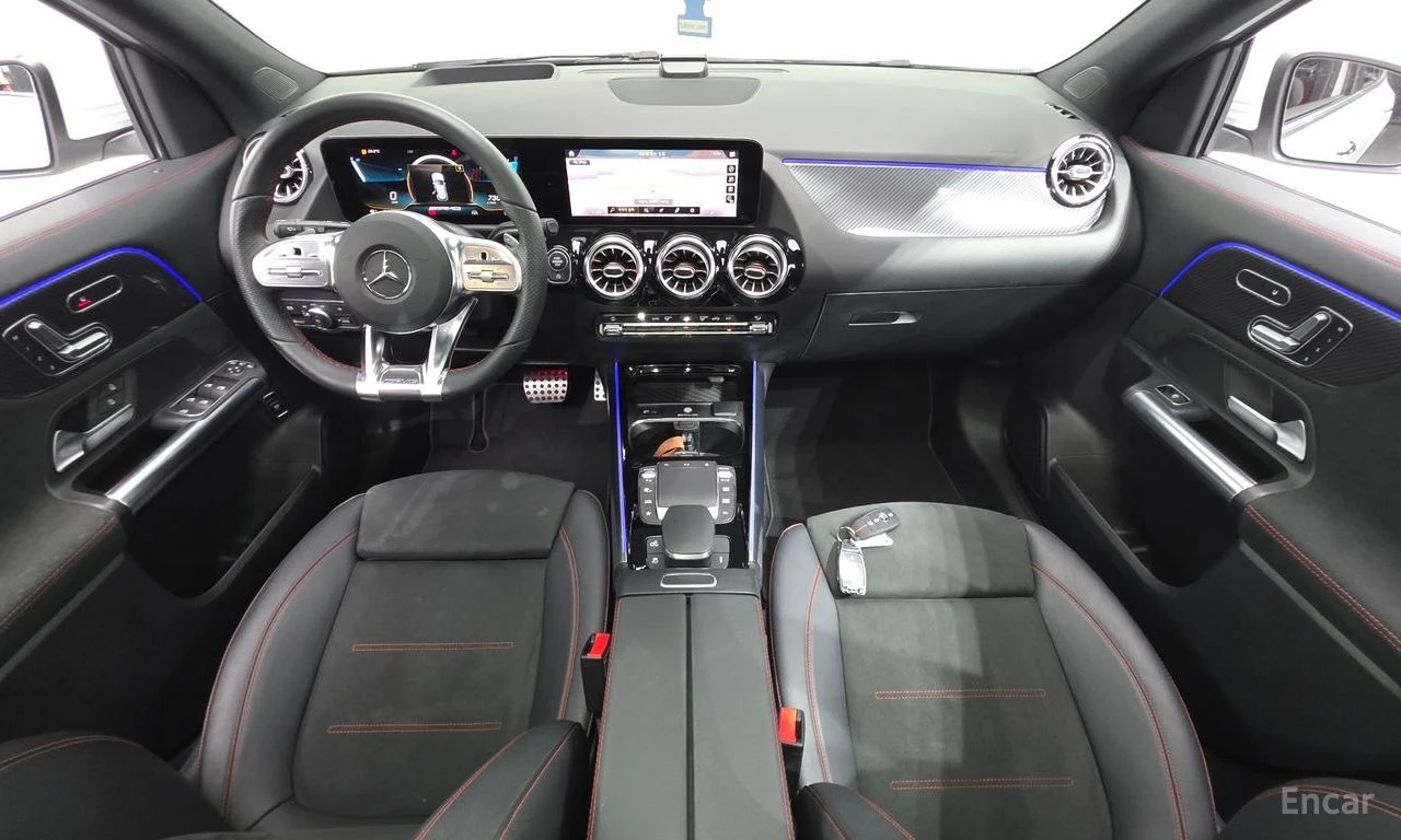 Mercedes-Benz GLA 45 AMG 4MATIC+ * ДИСТРОНИК* ХЕДЪП* 360КАМЕРА* , снимка 7 - Автомобили и джипове - 55972995