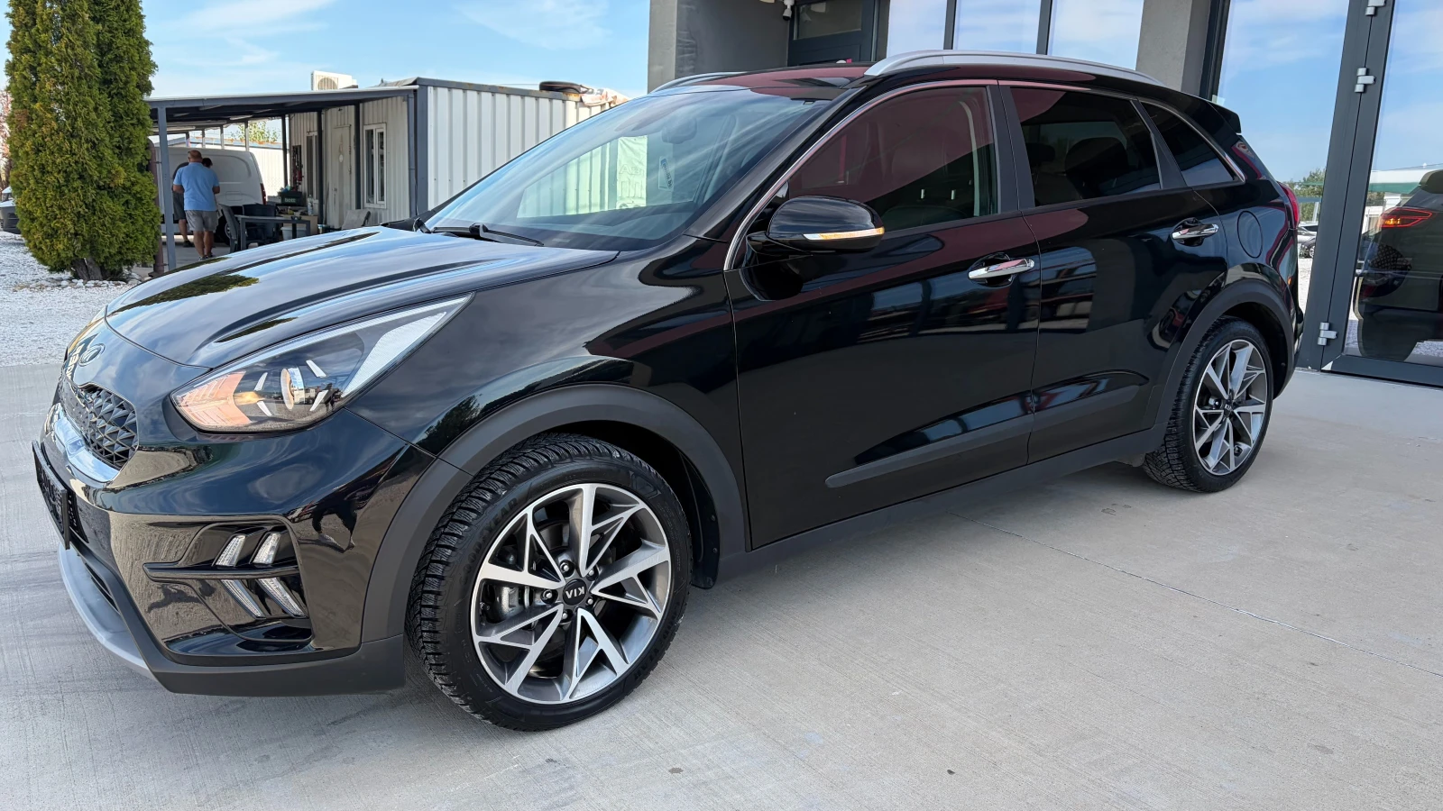Kia Niro 1.6 HEV , снимка 2 - Автомобили и джипове - 56223410