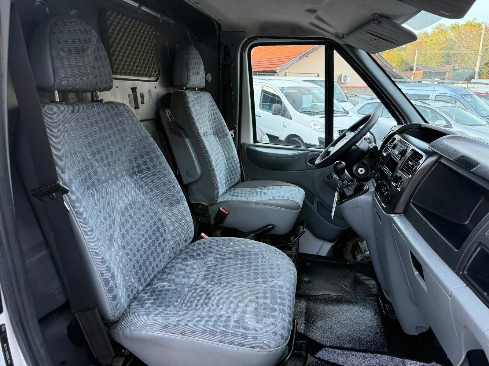 Ford Transit 2.2TDCI 116�.�. ����� ������ | Mobile.bg � ����������� 11