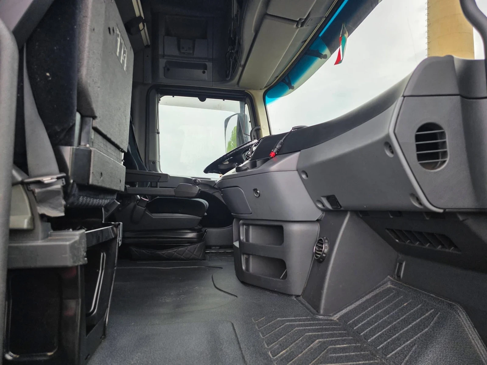 Mercedes-Benz Actros 1844EEV 4X2 ��������� ������ 100% | Mobile.bg � ����������� 10